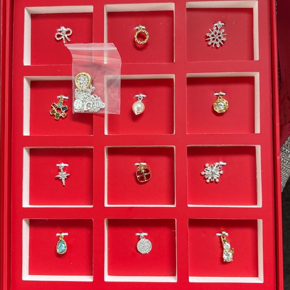 New Talbots 12 Days of Christmas Charm Pendant Necklace - Picture 2 of 4